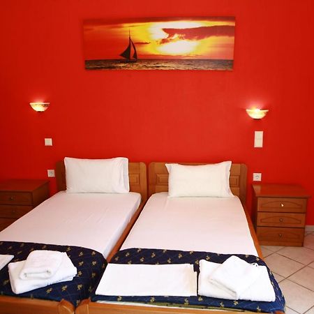 Poseidon Hotel อัมมูเดีย ภายนอก รูปภาพ