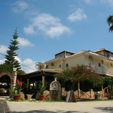 Poseidon Hotel อัมมูเดีย ภายนอก รูปภาพ